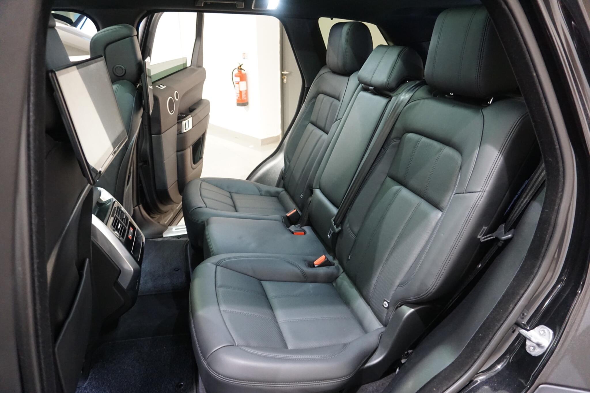 Land Rover Range Rover Sport 2.0 P400e 13.1kWh HSE Dynamic Black SUV 5dr Petrol Plug-in Hybrid Auto 4WD Euro 6 (s/s) (404 ps)